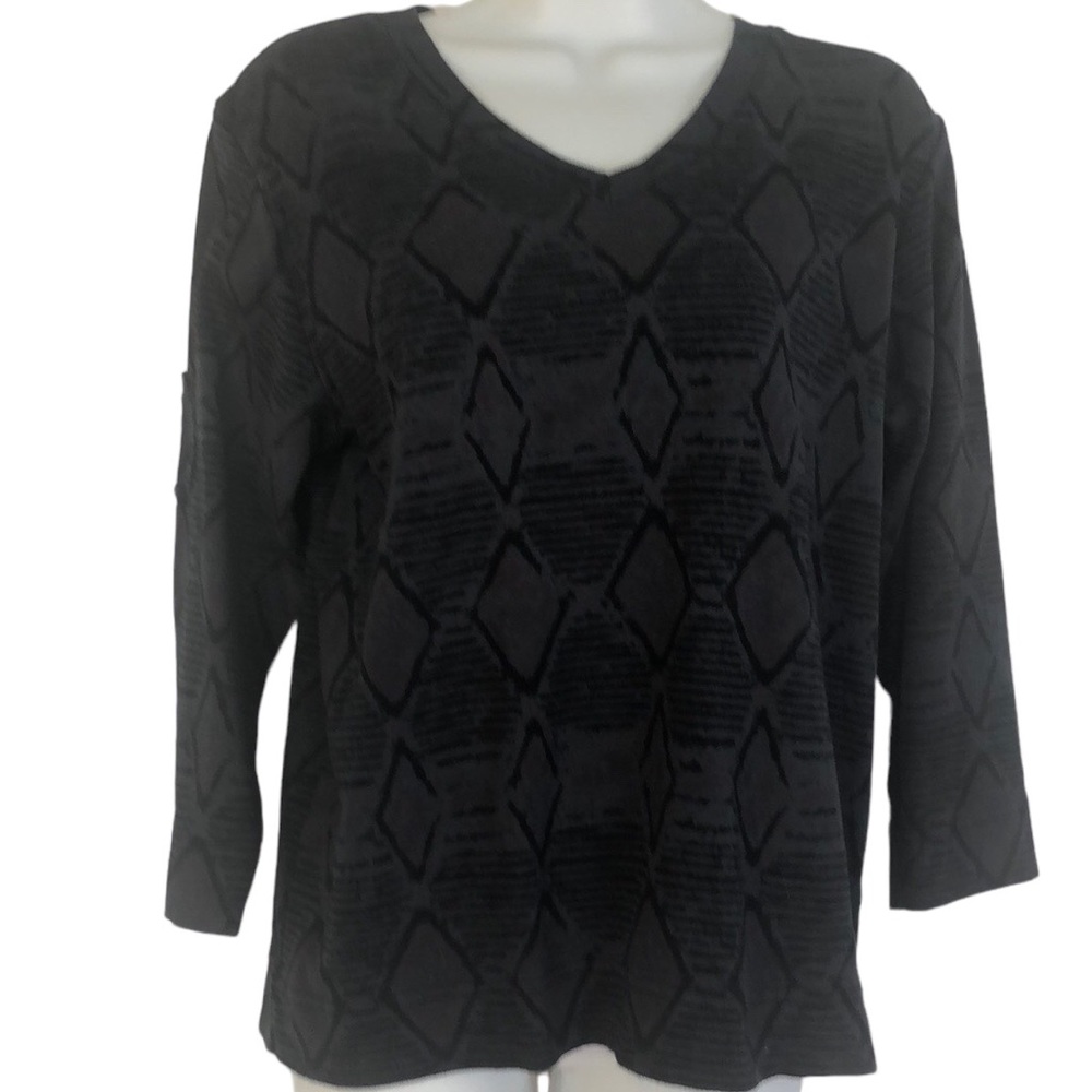 Fresh Produce top size XL geometric diamond print charcoal black a hint of red.